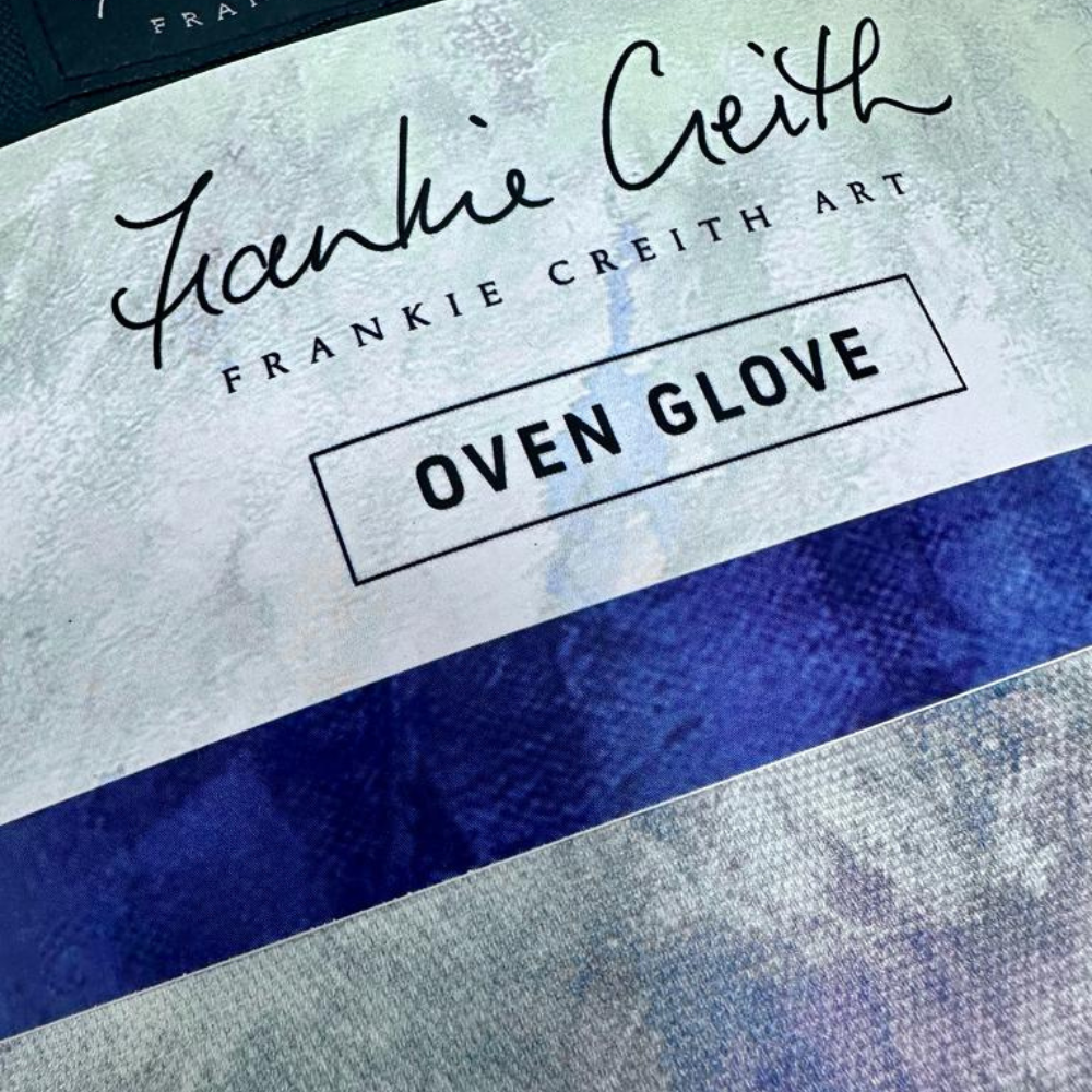 Dunluce Golf Royal Portrush Oven Gloves sleeve close up