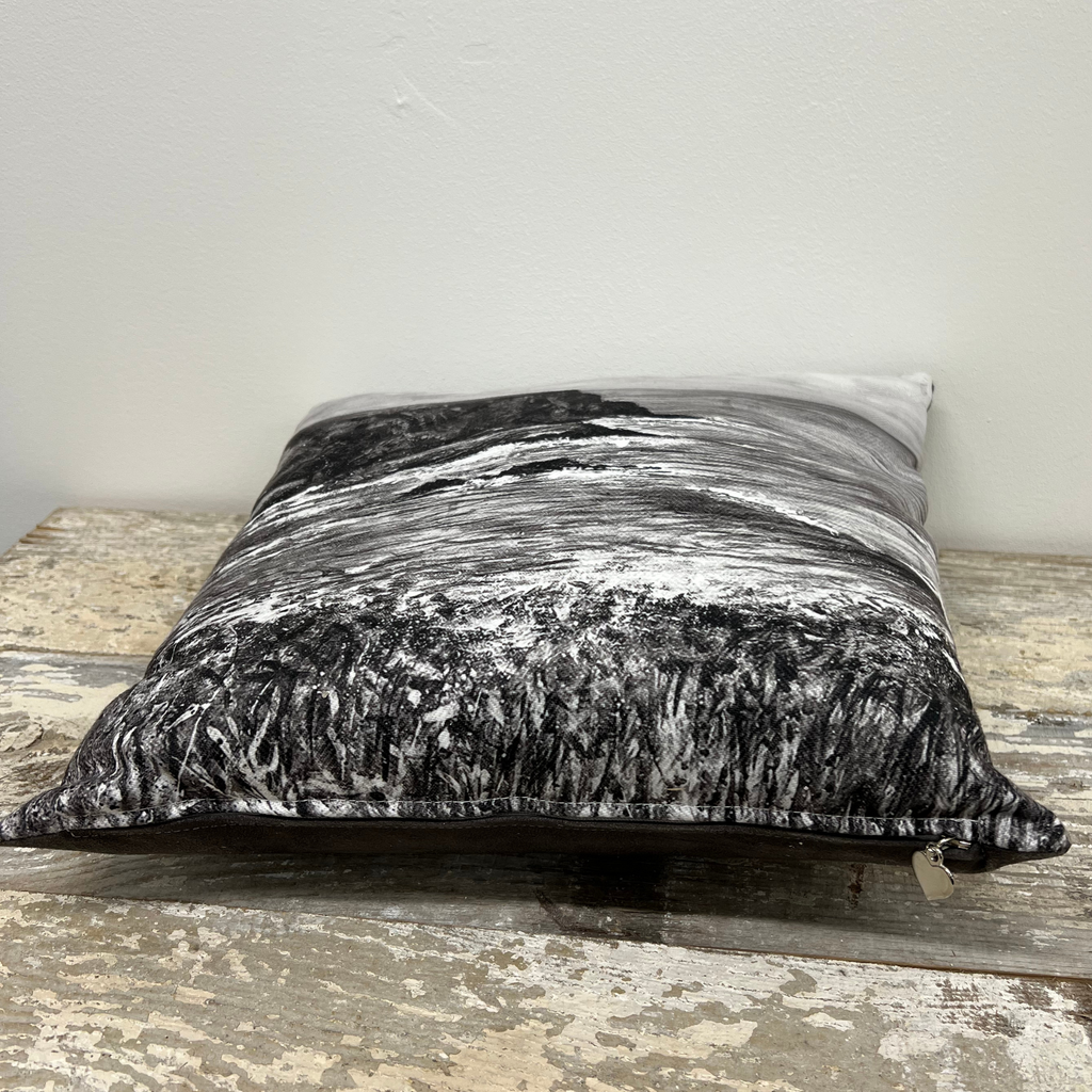 Runkerry Head cushion side view